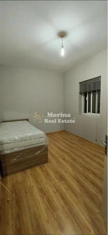 Tirane, jepet me qera apartament 2+1 Kati 1, 75 m² 380 € (Sauk-RRuga Elbasanit)