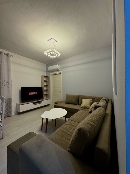 Tirane, jepet me qera apartament 1+1+Ballkon Kati 3, 65 m² 600 € (River Residence, Unaza e Re)