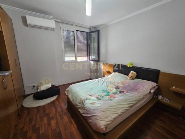 Tirane, shes apartament 3+1+2 , 125 m² 350.000 € (Rruga e Kavajës)