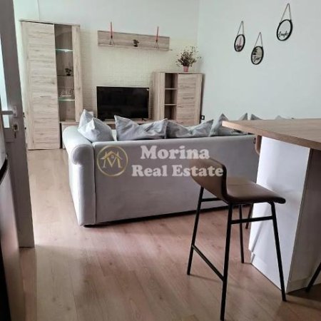Tirane, jepet me qera shtepi 1+1 Kati 1, 70 m² 450 € (ALI DEMI)