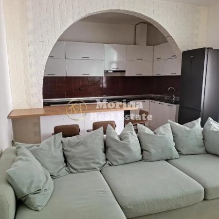 Tirane, jepet me qera shtepi 1+1 Kati 1, 70 m² 450 € (ALI DEMI)