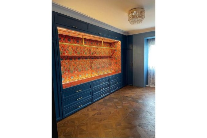 Tirane, jepet me qera apartament 1+1 Kati 6, 145 m² 2.000 € (Rruga Bardhok Biba)