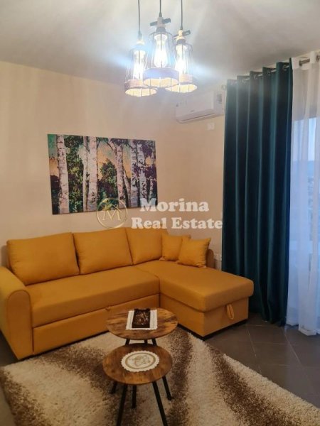 Tirane, jepet me qera apartament 2+1 Kati 6, 70 m² 600 € (Komuna e Parisit)