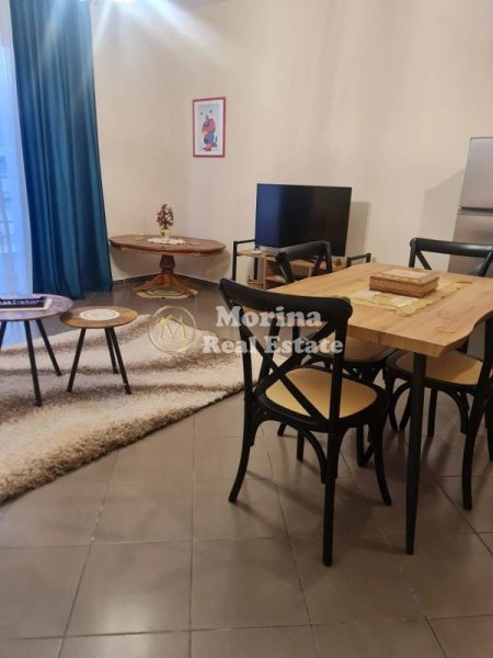 Tirane, jepet me qera apartament 2+1 Kati 6, 70 m² 600 € (Komuna e Parisit)