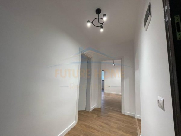 Shitet, Apartament 2+1, Kinostudio