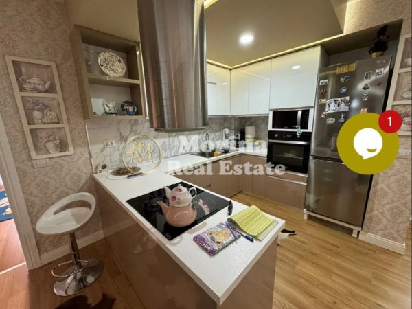 Tirane, jepet me qera apartament 2+1+Ballkon Kati 2, 117 m² 800 € (Kopshti Zoologjik)