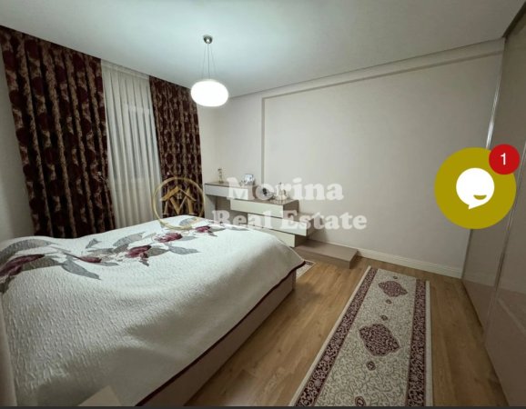 Tirane, jepet me qera apartament 2+1+Ballkon Kati 2, 117 m² 800 € (Kopshti Zoologjik)