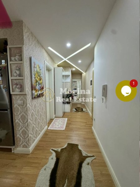 Tirane, jepet me qera apartament 2+1+Ballkon Kati 2, 117 m² 800 € (Kopshti Zoologjik)