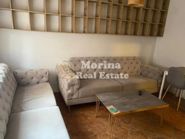 Tirane, jepet me qera apartament 1+1 Kati 1, 55 m² 650 € (Blloku)