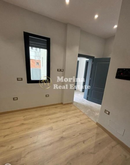 Tirane, jepet me qera Vile 3+1+Ballkon Kati 1, 80 m² 1.100 € (Qender)
