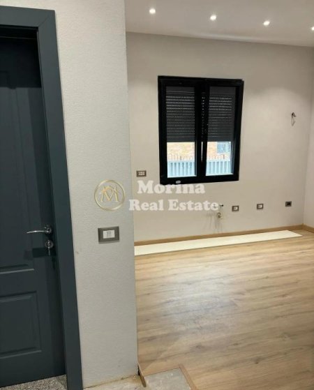 Tirane, jepet me qera Vile 3+1+Ballkon Kati 1, 80 m² 1.100 € (Qender)