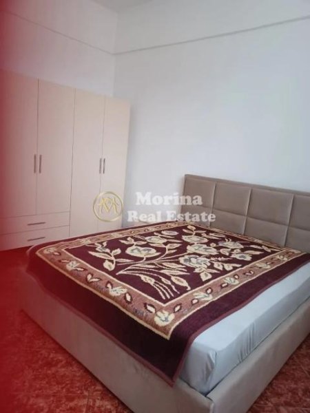 Tirane, jepet me qera shtepi 1+1 Kati 1, 60 m² 350 € (Laprake)
