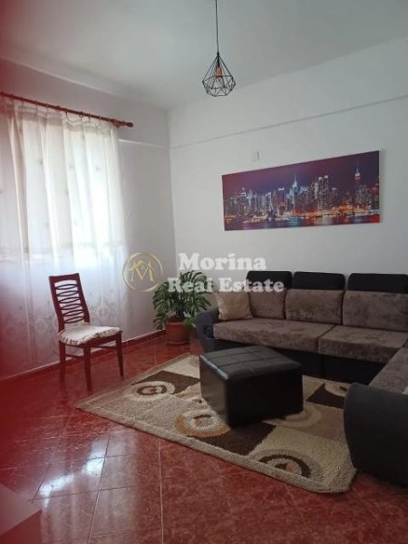 Tirane, jepet me qera shtepi 1+1 Kati 1, 60 m² 350 € (Laprake)