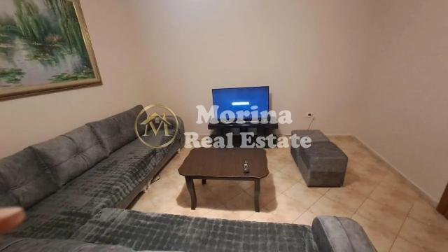 Tirane, jepet me qera apartament 1+1+Ballkon Kati 2, 70 m² 360 € (Fresk)