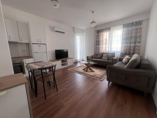 Tirane, jepet me qera apartament 1+1+Ballkon Kati 5, 65 m² 550 € (Rruga Albanopoli Kompleksi Panorama)