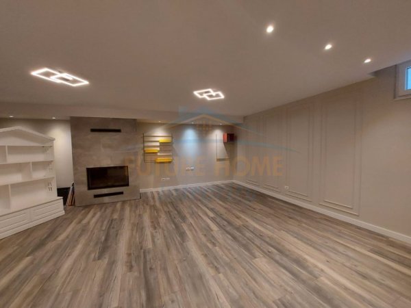 jepet me qera Vile 3 Katshe Kati 0, 243 m² 3.000 €