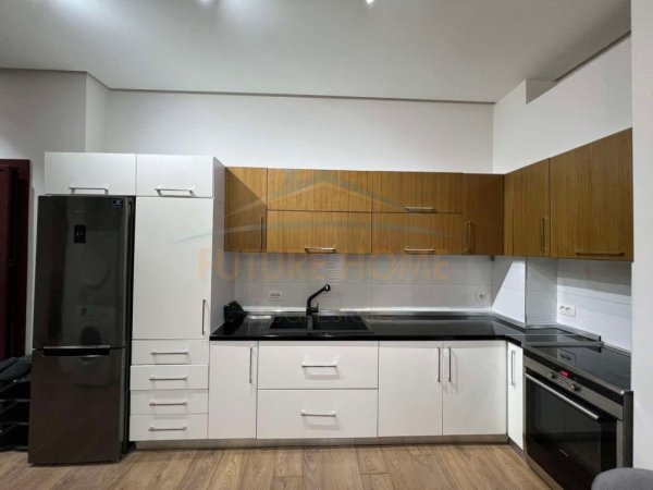 Shitet, Apartament 1+1, Kopshti Botanik, Tiranë.