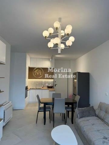 Tirane, jepet me qera apartament 2+1 Kati 6, 100 m² 650 € (Rruga Xhanfize Keko)