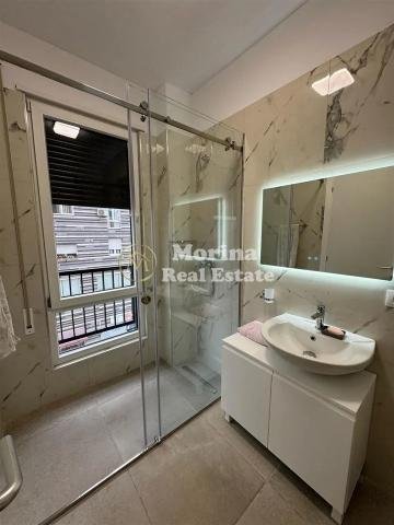 Tirane, jepet me qera apartament 2+1 Kati 6, 100 m² 650 € (Rruga Xhanfize Keko)