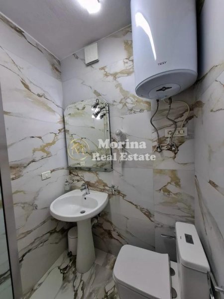 Tirane, jepet me qera apartament 1+1 Kati 3, 65 m² 550 € (Komuna e Parisit)