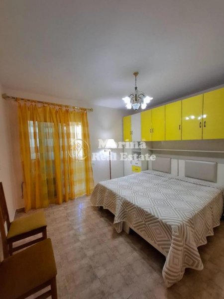 Tirane, jepet me qera apartament 1+1 Kati 3, 65 m² 550 € (Komuna e Parisit)