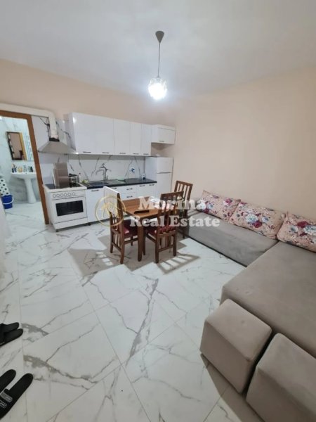 Tirane, jepet me qera apartament 1+1 Kati 2, 65 m² 400 € (Kinostudio)