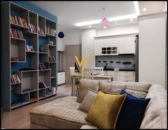 apartament 1+1+Ballkon Kati 7, 70 m², 650 Euro (KOMUNA E PARISIT)