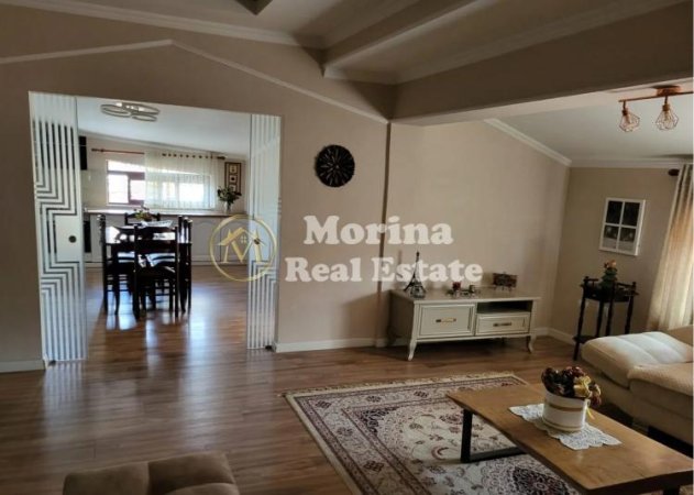 Tirane, jepet me qera apartament 2+1 Kati 6, 130 m² 600 € (Selvia)