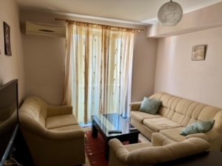 Tirane, jepet me qera apartament 1+1 Kati 4, 50 m² 370 € (NIKO AVRAMI)