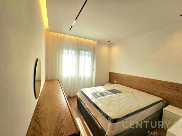Tirane, jap me qera apartament 2+1+2+POST PARKIMI , 110 m² 1.300 € (Kodra e Diellit)