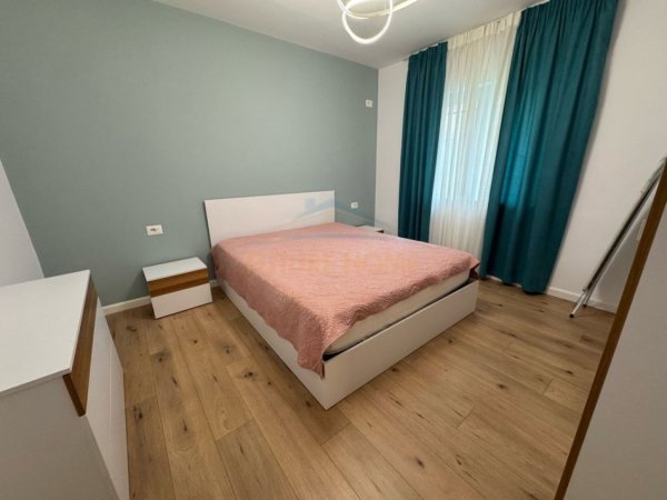 Tirane, jepet me qera 1+1 Kati 2, 54 m² 500 € 