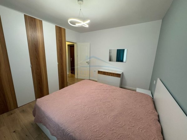 Tirane, jepet me qera 1+1 Kati 2, 54 m² 500 € 
