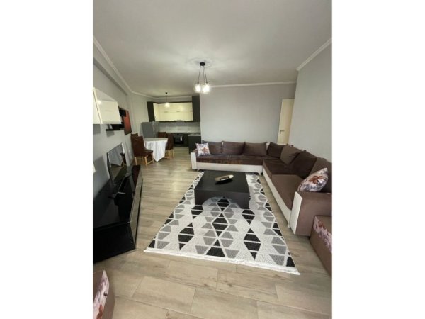 Tirane, jepet me qera apartament 2+1 Kati 7, 94 m² 500 € 