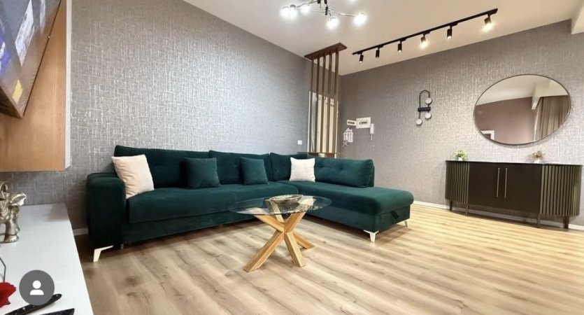 Tirane, jepet me qera apartament 2+1 , 700 € (Rruga Elbasanit. prane Shkolles Mihal Grameno)
