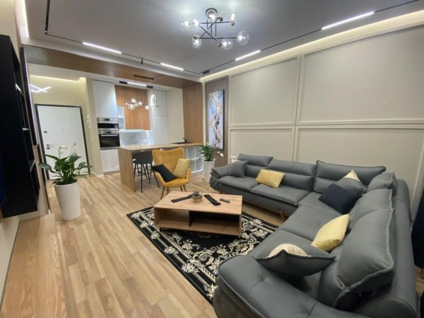 Tirane, jepet me qera apartament 1+1+Ballkon Kati 3, 75 m² 800 € (Square 21)