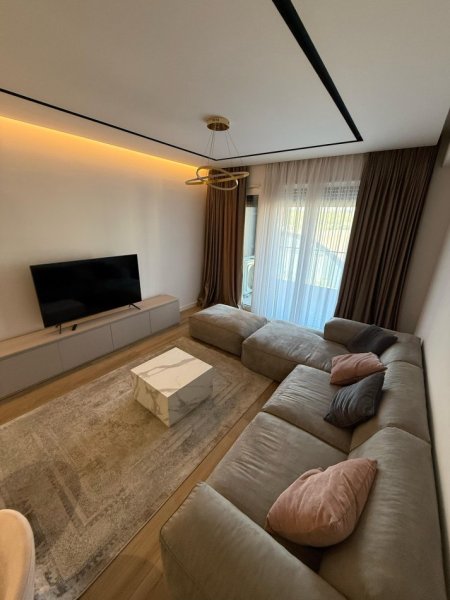 Tirane, jepet me qera apartament 2+1+Ballkon Kati 7, 125 m² 1.400 € (Parku Olimpik)