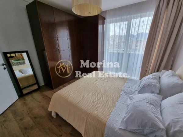 Tirane, jepet me qera apartament 1+1+Ballkon Kati 8, 80 m² 800 € (Qender-Kafe Flora)