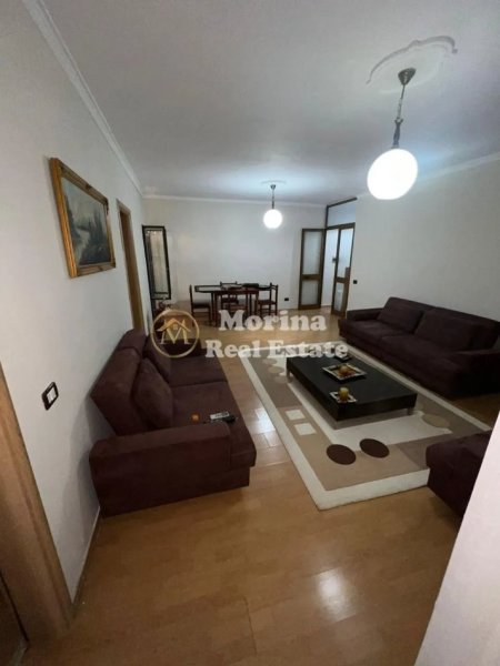 Tirane, jepet me qera apartament 2+1 Kati 3, 85 m² 600 € (Komuna e Parisit)