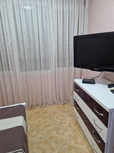 Tirane, jepet me qera apartament 3+1+Aneks+Ballkon Kati 5, 105 m² 800 € (zogu zi)