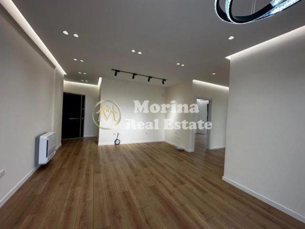 Tirane, jepet me qera apartament 2+1+Ballkon Kati 9, 110 m² 750 € (Rruga e Dibres)