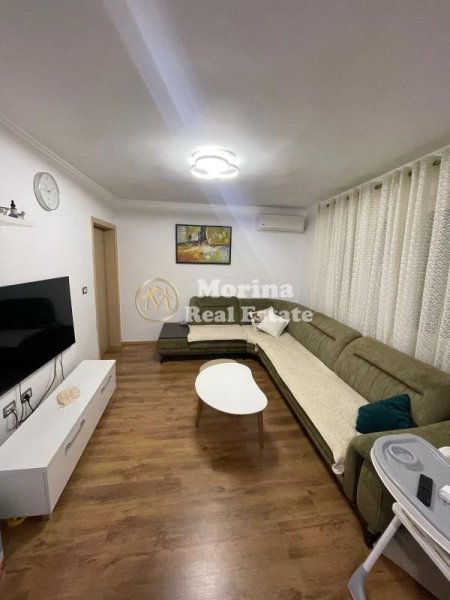 Tirane, jepet me qera apartament 2+1 Kati 5, 85 m² 600 € (Rruga Mine Peza)