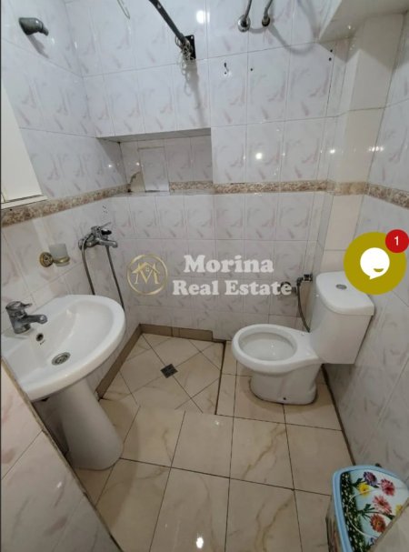 Tirane, jepet me qera apartament 1+1 Kati 5, 50 m² 360 € (Blloku)