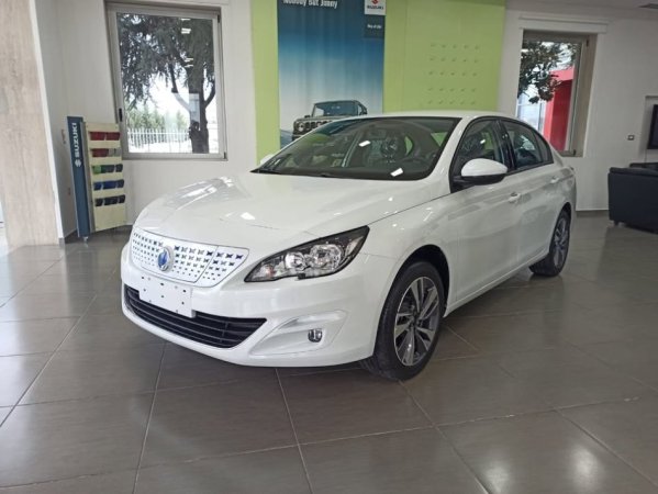 Tirane, shitet makine elektrike Dogfeng Peugeot e 408 Elektrike, 22.000 € nga Konçensionar, me Garanci