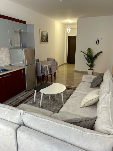 Tirane, jepet me qera apartament 2+1+Ballkon Kati 2, 75 m² 430 € (Astir bar santana)