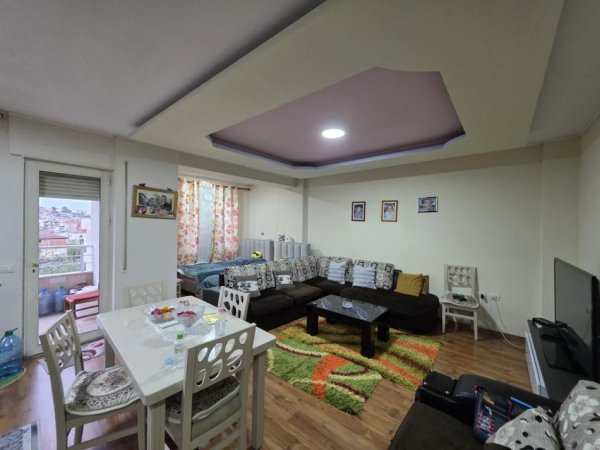 SHITET APARTAMENT 2+1 NE MISTO MAME