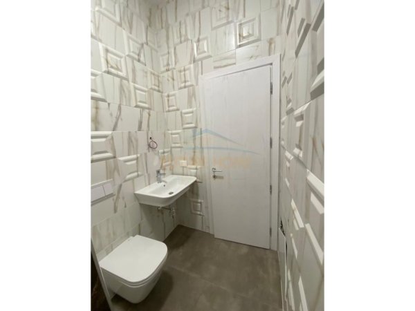 SHITET APARTAMENT 2+1+2 NE SQUARE21