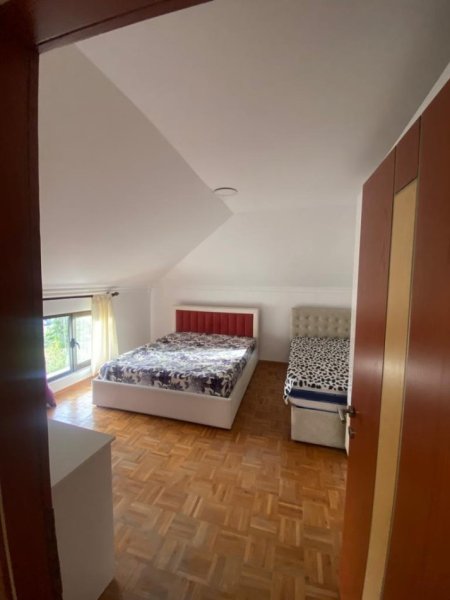 Tirane, jepet me qera apartament 1+1 Kati 3, 55 m² 350 € (Rruga e Dibres-Spitali Amerikan 2)
