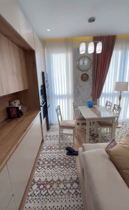 Tirane, jepet me qera apartament 2+1 Kati 3, 103 m² 850 € (Siri kodra)