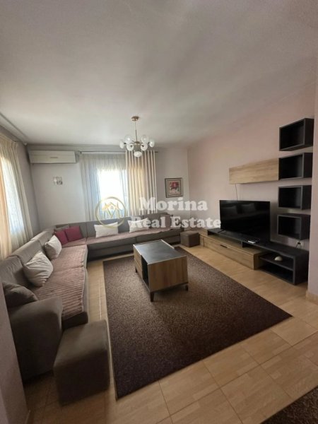 Tirane, jepet me qera apartament 3+1 Kati 2, 145 m² 600 € (Siri Kodra)