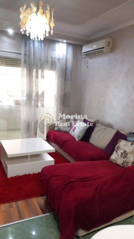 Tirane, jepet me qera apartament 2+1 Kati 9, 115 m² 500 € (Astir)
